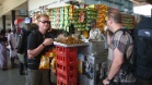 P1020385  Reissun parhaat samosat löydettiin Chennain asemalta.